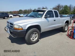 2004 Dodge Dakota with VIN 1D7HG12K54S622404, listed as a Copart auction lot 66632345 with 138,793 mi miles and Salvage title. Bid and sale history available at DreamBid. Image 1.