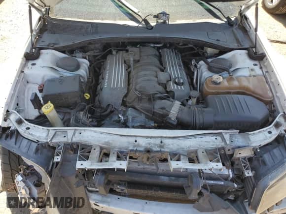 2014 Chrysler 300 SRT-8 with VIN 2C3CCAFJ9EH206886, listed as a Copart auction lot 87480784 with 121,327 mi miles and Salvage title. Bid and sale history available at DreamBid. Image 11.