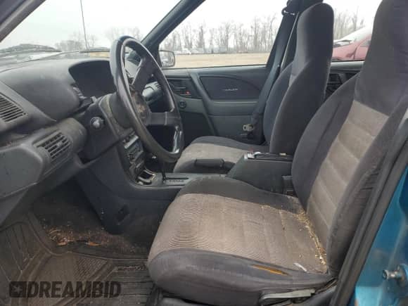1993 Chevrolet Cavalier с VIN 1G1JC8444P7213714, выставлен на аукционе Copart как лот 43815125 с пробегом 226 411 миль миль и Списание • Salvage title. История ставок и продаж доступна на DreamBid. Изображение 7.