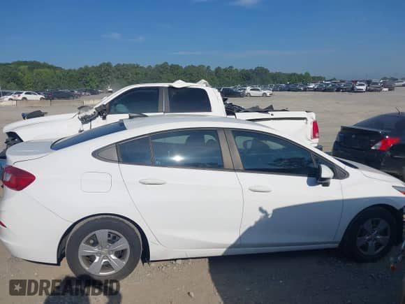 2017 Chevrolet Cruze LS с VIN 1G1BC5SM6H7151322, выставлен на аукционе IAAI как лот 42834273 с пробегом 138 841 миль миль и . История ставок и продаж доступна на DreamBid. Изображение 13.