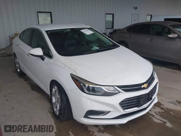 2018 Chevrolet Cruze Premier с VIN 1G1BF5SM7J7192717, выставлен на аукционе IAAI как лот 42715183 с пробегом 71 746 миль миль и . История ставок и продаж доступна на DreamBid. Изображение 1.