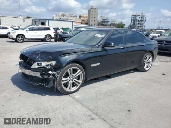 2014 BMW 7 Series 740i с VIN WBAYA6C53ED143998, выставлен на аукционе Copart как лот 54122055 с пробегом 149 519 миль миль и Списание • Salvage title. История ставок и продаж доступна на DreamBid. Изображение 1.
