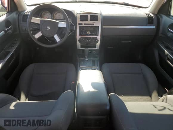 2010 Dodge Charger 3.5L with VIN 2B3CA2CV0AH268560, listed as a Copart auction lot 43536735 with 191,337 mi miles and Salvage title. Bid and sale history available at DreamBid. Image 8.
