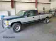 1995 Chevrolet Silverado 2500 z VIN 1GCGC29F4SE230283, wystawiony jako Copart lot #75626644 z przebiegiem 153 551 mil mil oraz Czysty tytuł • Clean title. Historia ofert i sprzedaży dostępna na DreamBid. Obrazek 1.