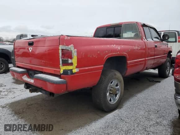 1998 Dodge 2500 with VIN 1B7KF23Z4WJ238238, listed as a Copart auction lot 87215624 with 196,307 mi miles and Clean title. Bid and sale history available at DreamBid. Image 3.
