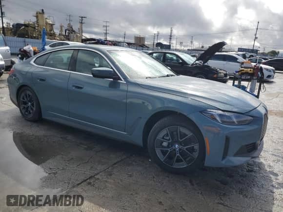 2025 BMW i4 eDrive40 с VIN WBY23HD01SFU78144, выставлен на аукционе Copart как лот 86699515 с пробегом 3 207 миль миль и Списание • Salvage title. История ставок и продаж доступна на DreamBid. Изображение 4.