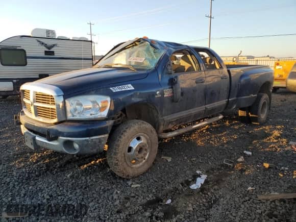 2007 Dodge 3500 SLT with VIN 3D7MX48A97G805718, listed as a Copart auction lot 87484274 with 204,386 mi miles and Salvage title. Bid and sale history available at DreamBid. Image 1.