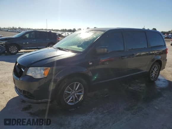 2014 Dodge Grand Caravan SE с VIN 2C4RDGBG0ER254707, выставлен на аукционе Copart как лот 85500195 с пробегом 104 207 миль миль и Списание • Salvage title. История ставок и продаж доступна на DreamBid. Изображение 1.