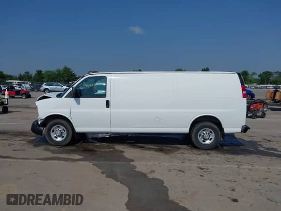2017 Chevrolet Express Cargo с VIN 1GCZGHFG4H1337704, выставлен на аукционе IAAI как лот 42656873 с пробегом 81 292 миль миль и . История ставок и продаж доступна на DreamBid. Изображение 15.