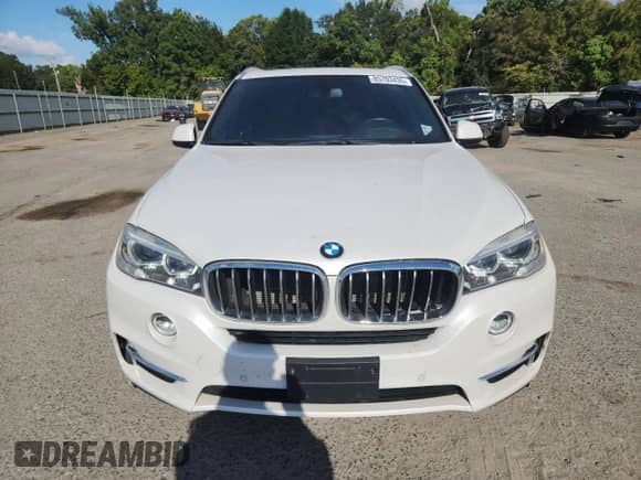 2017 BMW X5 xDrive35i with VIN 5UXKR0C37H0V71127, listed as a Copart auction lot 85703435 with 126,880 mi miles and Salvage title. Bid and sale history available at DreamBid. Image 5.