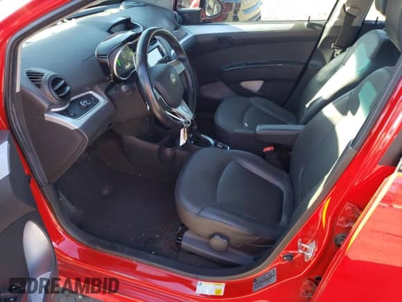 2016 Chevrolet Spark LT с VIN KL8CL6S07GC621208, выставлен на аукционе Copart как лот 68359265 с пробегом 26 725 миль миль и Списание • Salvage title. История ставок и продаж доступна на DreamBid. Изображение 7.