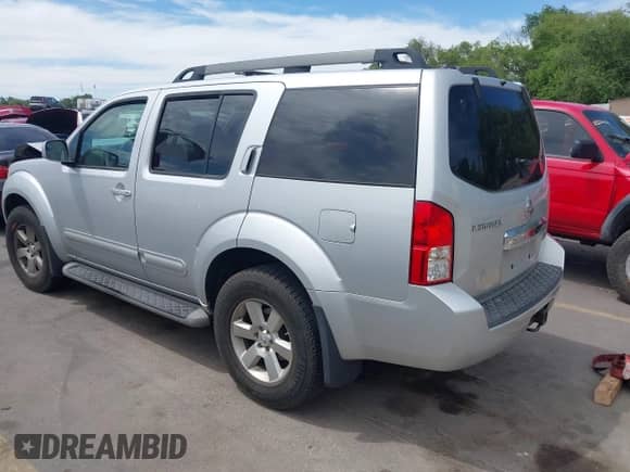 2012 Nissan Pathfinder Silver Edition с VIN 5N1AR1NB3CC619698, выставлен на аукционе IAAI как лот 42564271 с пробегом 190 370 миль миль и . История ставок и продаж доступна на DreamBid. Изображение 3.