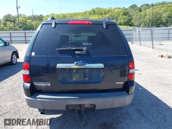 2006 Ford Explorer XLT с VIN 1FMEU73E36UB69694, выставлен на аукционе IAAI как лот 43161474 с пробегом 201 940 миль миль и . История ставок и продаж доступна на DreamBid. Изображение 17.