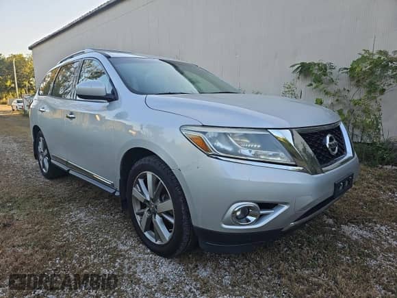 2014 Nissan Pathfinder S z VIN 5N1AR2MM2EC682657, wystawiony jako Copart lot #84473925 z przebiegiem 121 863 mil mil oraz Czysty tytuł • Clean title. Historia ofert i sprzedaży dostępna na DreamBid. Obrazek 1.