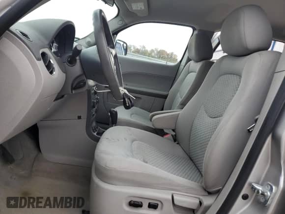 2006 Chevrolet HHR LT with VIN 3GNDA23D46S673942, listed as a Copart auction lot 90862305 with 204,102 mi miles and Non repairable. Bid and sale history available at DreamBid. Image 7.