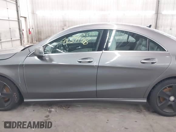 2016 Mercedes-Benz CLA 250 с VIN WDDSJ4GB3GN393807, выставлен на аукционе IAAI как лот 42571668 с пробегом 146 804 миль миль и . История ставок и продаж доступна на DreamBid. Изображение 15.