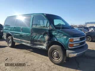 1997 Chevrolet Express с VIN 1GAGG25R1V1086734, выставлен на аукционе Copart как лот 46941485 с пробегом 197 756 миль миль и Списание • Salvage title. История ставок и продаж доступна на DreamBid. Изображение 4.