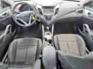 2014 Hyundai Veloster z VIN KMHTC6ADXEU211730, wystawiony jako Copart lot #71236595 z przebiegiem 107 121 mil mil oraz Szkoda całkowita • Salvage title. Historia ofert i sprzedaży dostępna na DreamBid. Obrazek 8.