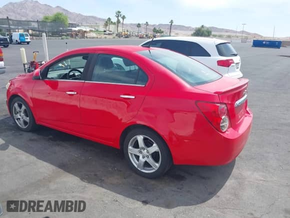 2014 Chevrolet Sonic LTZ с VIN 1G1JE5SH6E4119136, выставлен на аукционе IAAI как лот 42359767 с пробегом 126 492 миль миль и . История ставок и продаж доступна на DreamBid. Изображение 3.