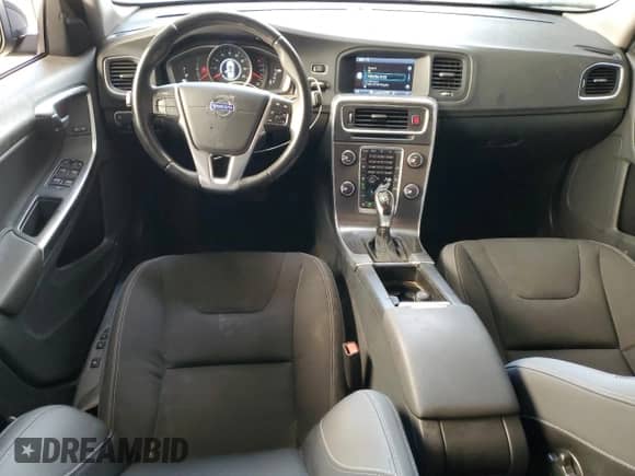2015 Volvo S60 с VIN YV1612TA4F2313261, выставлен на аукционе Copart как лот 62922755 с пробегом 83 364 миль миль и Списание • Salvage title. История ставок и продаж доступна на DreamBid. Изображение 8.