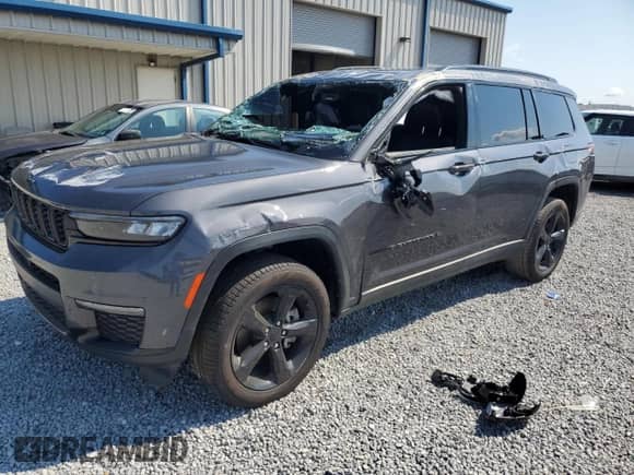 2024 Jeep Grand Cherokee Limited with VIN 1C4RJKBGXR8593603, listed as a Copart auction lot 67968675 with 15,068 mi miles and Salvage title. Bid and sale history available at DreamBid. Image 1.