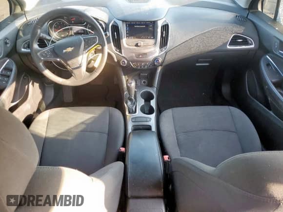 2019 Chevrolet Cruze LT с VIN 1G1BE5SM4K7146556, выставлен на аукционе Copart как лот 67545945 с пробегом 150 287 миль миль и Списание • Salvage title. История ставок и продаж доступна на DreamBid. Изображение 8.