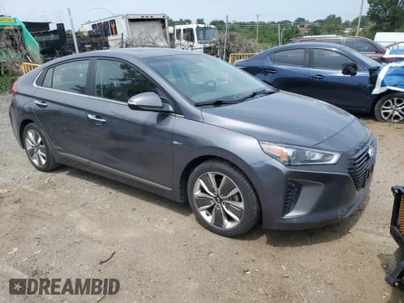 2017 Hyundai Ioniq Limited с VIN KMHC85LC4HU040106, выставлен на аукционе Copart как лот 67372715 с пробегом 43 590 миль миль и Списание • Salvage title. История ставок и продаж доступна на DreamBid. Изображение 4.