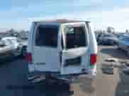 2009 Ford Econoline Cargo с VIN 1FTNS24L09DA01607, выставлен на аукционе IAAI как лот 41198171 с пробегом 269 552 миль миль и . История ставок и продаж доступна на DreamBid. Изображение 16.
