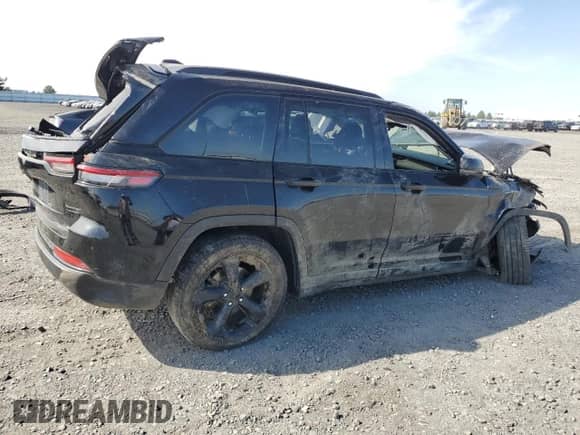 2024 Jeep Grand Cherokee Limited with VIN 1C4RJHBGXR8937790, listed as a Copart auction lot 68745105 with 22,854 mi miles and Salvage title. Bid and sale history available at DreamBid. Image 3.