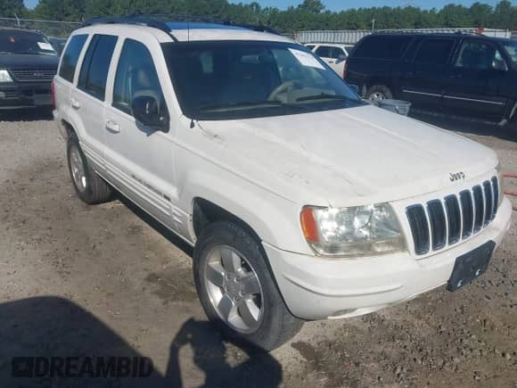 2001 Jeep Grand Cherokee Limited с VIN 1J4GX58S11C571004, выставлен на аукционе IAAI как лот 43261170 с пробегом 205 370 миль миль и . История ставок и продаж доступна на DreamBid. Изображение 1.