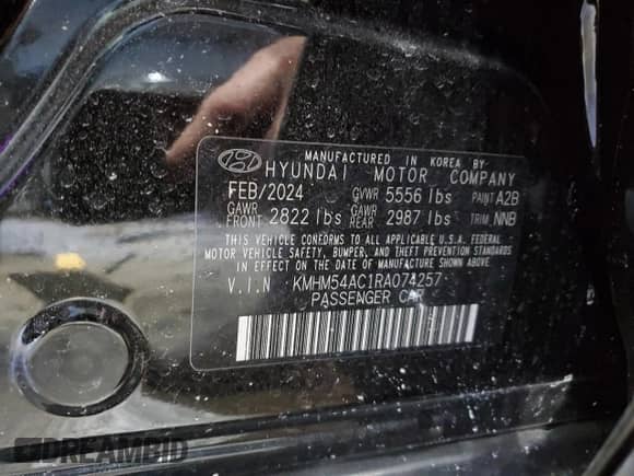 2024 Hyundai Ioniq 6 Limited с VIN KMHM54AC1RA074257, выставлен на аукционе Copart как лот 42086145 с пробегом 5 793 миль миль и Списание • Salvage title. История ставок и продаж доступна на DreamBid. Изображение 12.