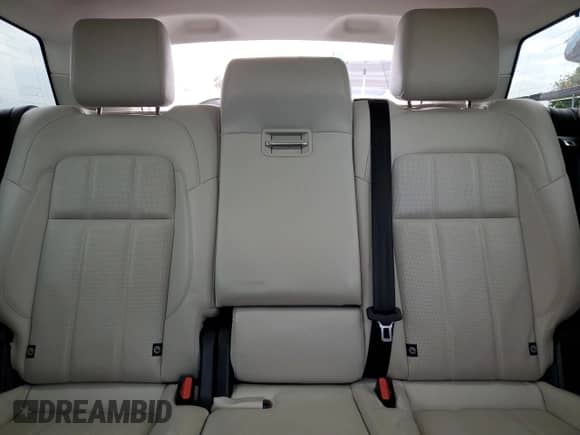 2019 Land Rover Range Rover Sport Dynamic with VIN SALWR2RE0KA841350, listed as a Copart auction lot 84300675 with 54,371 mi miles and Salvage title. Bid and sale history available at DreamBid. Image 10.