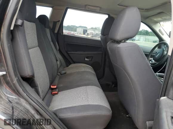 2010 Jeep Grand Cherokee Laredo с VIN 1J4PS4GKXAC136718, выставлен на аукционе Copart как лот 63329035 с пробегом 153 624 миль миль и Списание • Salvage title. История ставок и продаж доступна на DreamBid. Изображение 11.