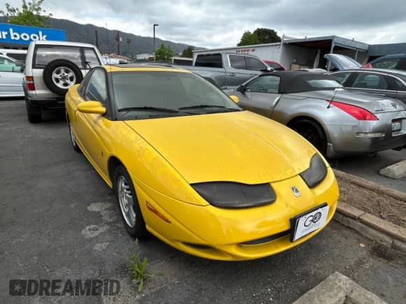 2001 Saturn SC с VIN 1G8ZY12771Z105142, выставлен на аукционе Copart как лот 54940825 с пробегом 166 396 миль миль и Чистый • Clean title. История ставок и продаж доступна на DreamBid. Изображение 1.