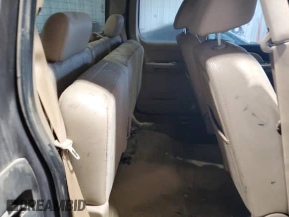 2007 Chevrolet Silverado 1500 Work Truck с VIN 1GCEK19J17Z553845, выставлен на аукционе Copart как лот 86208294 с пробегом 276 728 миль миль и Чистый • Clean title. История ставок и продаж доступна на DreamBid. Изображение 10.