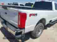 2023 Ford F-250 XL с VIN 1FT7X2BA7PEC61862, выставлен на аукционе IAAI как лот 42893994 с пробегом 110 561 миль миль и . История ставок и продаж доступна на DreamBid. Изображение 4.