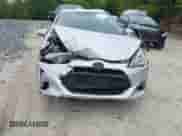 2015 Toyota Prius One z VIN JTDKDTB38F1583183, wystawiony jako IAAI lot #42905756 z przebiegiem 166 787 mil mil oraz . Historia ofert i sprzedaży dostępna na DreamBid. Obrazek 12.