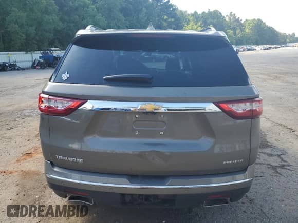 2020 Chevrolet Traverse Premier with VIN 1GNERKKWXLJ140331, listed as a Copart auction lot 65239205 with 130,424 mi miles and Salvage title. Bid and sale history available at DreamBid. Image 6.
