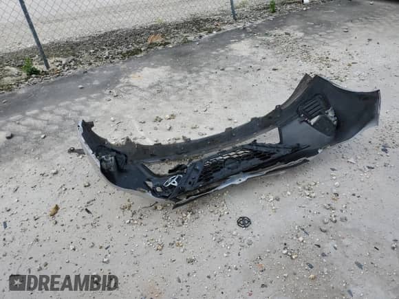 2014 Toyota Prius Two z VIN JTDKDTB3XE1569140, wystawiony jako Copart lot #85337755 z przebiegiem 129 826 mil mil oraz Szkoda całkowita • Salvage title. Historia ofert i sprzedaży dostępna na DreamBid. Obrazek 12.