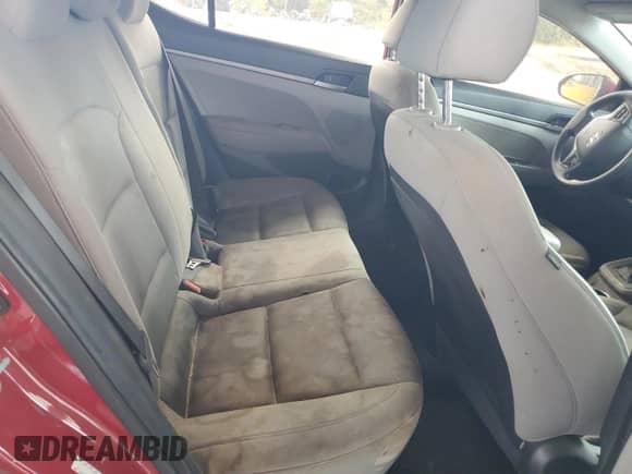 2018 Hyundai Elantra SE z VIN KMHD74LF5JU474231, wystawiony jako Copart lot #86118555 z przebiegiem Nie podano mil oraz Czysty tytuł • Clean title. Historia ofert i sprzedaży dostępna na DreamBid. Obrazek 10.