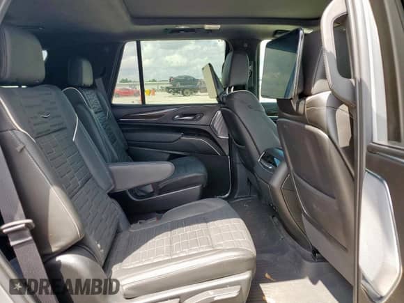 2023 Cadillac Escalade 4WD Sport Platinum with VIN 1GYS4GKL2PR330199, listed as a Copart auction lot 61676965 with 19,302 mi miles and Salvage title. Bid and sale history available at DreamBid. Image 11.