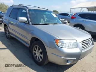 2008 Subaru Forester X with VIN JF1SG65688H729905, listed as a IAAI auction lot 43315331 with 263,496 mi miles and . Bid and sale history available at DreamBid. Image 1.