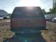 1998 Chevrolet Silverado 1500 z VIN 1GCEK19R6WE108741, wystawiony jako Copart lot #84901375 z przebiegiem 245 863 mil mil oraz Szkoda całkowita • Salvage title. Historia ofert i sprzedaży dostępna na DreamBid. Obrazek 6.