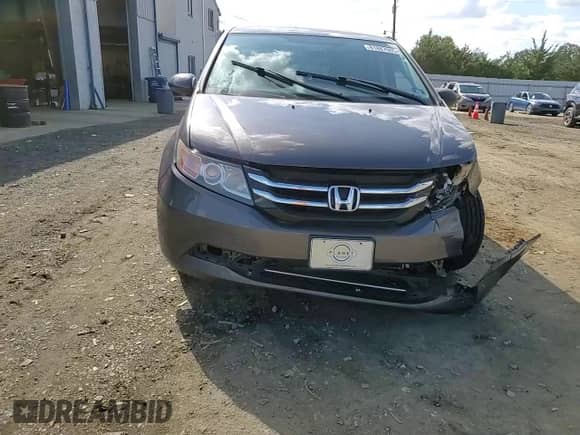 2014 Honda Odyssey EX с VIN 5FNRL5H46EB041261, выставлен на аукционе Copart как лот 81887605 с пробегом 107 024 миль миль и Списание • Salvage title. История ставок и продаж доступна на DreamBid. Изображение 14.