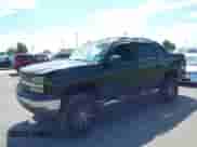 2005 Chevrolet Avalanche LS z VIN 3GNEK12Z65G156104, wystawiony jako IAAI lot #42907722 z przebiegiem 132 046 mil mil oraz . Historia ofert i sprzedaży dostępna na DreamBid. Obrazek 2.
