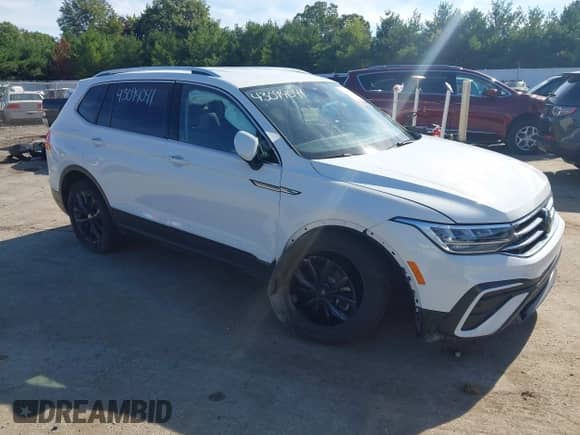 2022 Volkswagen Tiguan SE с VIN 3VV2B7AX8NM099311, выставлен на аукционе IAAI как лот 43094041 с пробегом 58 888 миль миль и . История ставок и продаж доступна на DreamBid. Изображение 1.