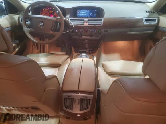 2008 BMW 7 Series 750Li z VIN WBAHN83508DT82333, wystawiony jako Copart lot #80631145 z przebiegiem 115 670 mil mil oraz Szkoda całkowita • Salvage title. Historia ofert i sprzedaży dostępna na DreamBid. Obrazek 8.