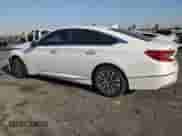 2020 Honda Accord Touring с VIN 1HGCV3F9XLA017152, выставлен на аукционе Copart как лот 68588315 с пробегом 79 518 миль миль и Списание • Salvage title. История ставок и продаж доступна на DreamBid. Изображение 2.