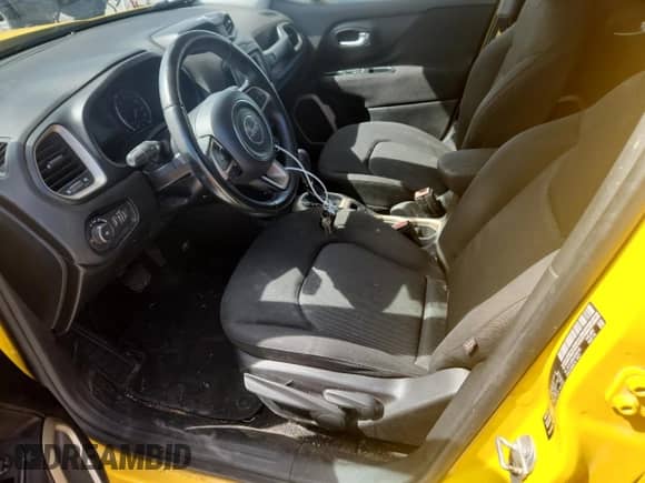 2017 Jeep Renegade Latitude с VIN ZACCJABB4HPE80709, выставлен на аукционе Copart как лот 82255685 с пробегом 93 783 миль миль и На запчасти • Non repairable. История ставок и продаж доступна на DreamBid. Изображение 7.