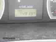 2006 Hyundai Santa Fe GLS z VIN KM8SC73D16U041032, wystawiony jako IAAI lot #42633002 z przebiegiem 204 819 mil mil oraz . Historia ofert i sprzedaży dostępna na DreamBid. Obrazek 7.